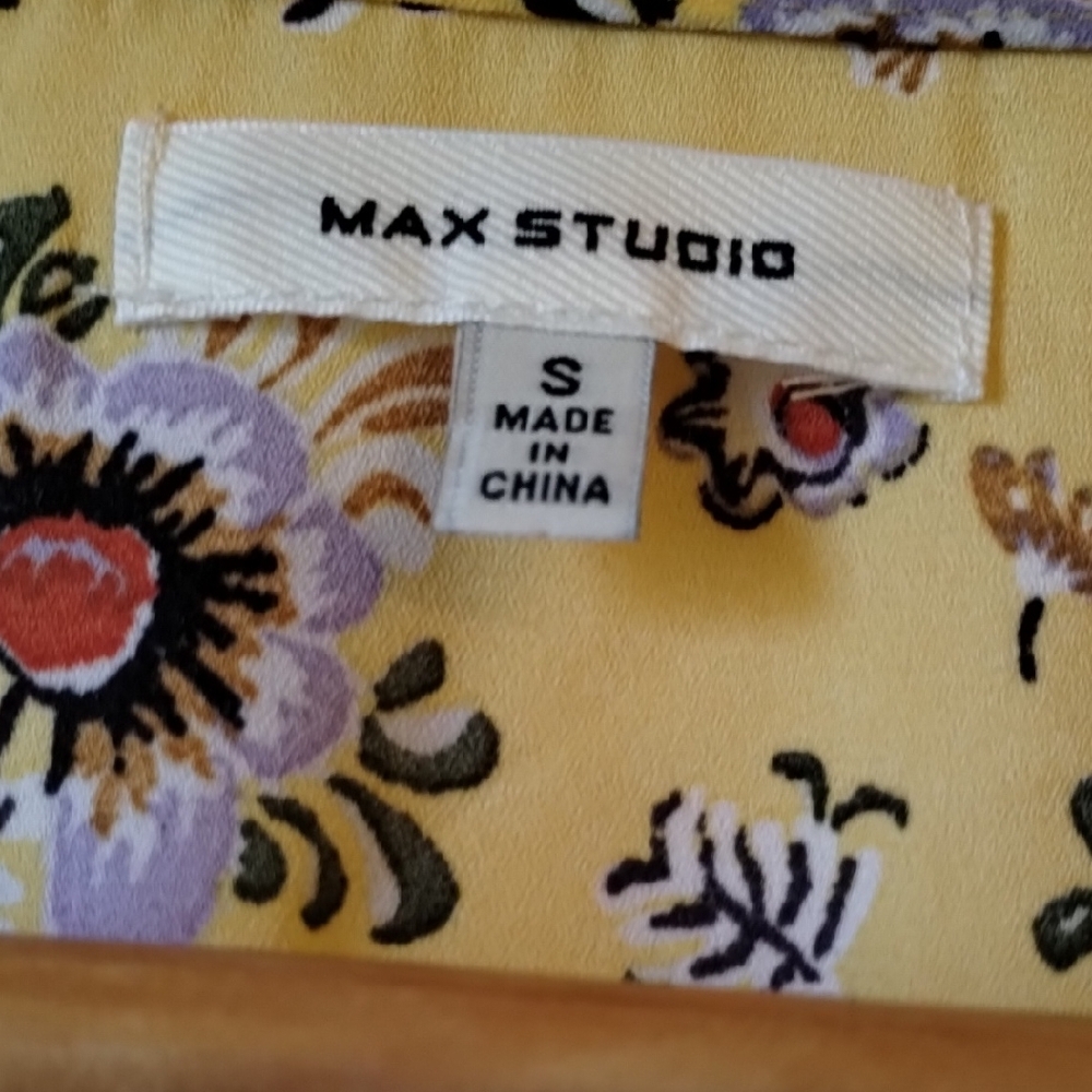 Max Studio Yellow Floral Ruffle Blouse - Picture 4 of 12